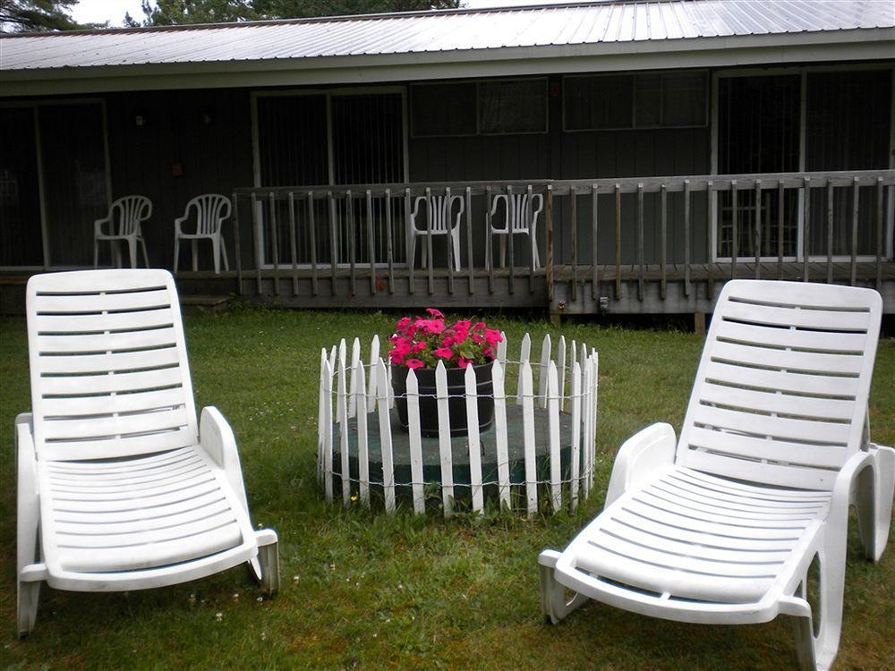 Bears Lair Inn Stowe Exterior photo